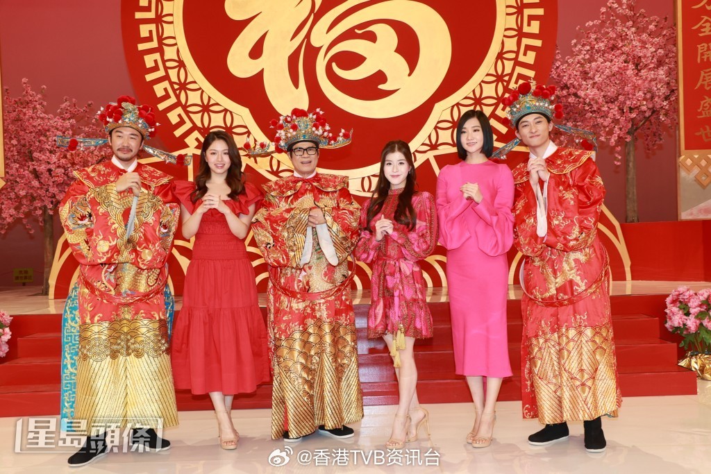 星岛：袁文静被问不参加《魔音女团》：听公司安排 陈咏诗承认唱歌不行 李尹嫣海选时