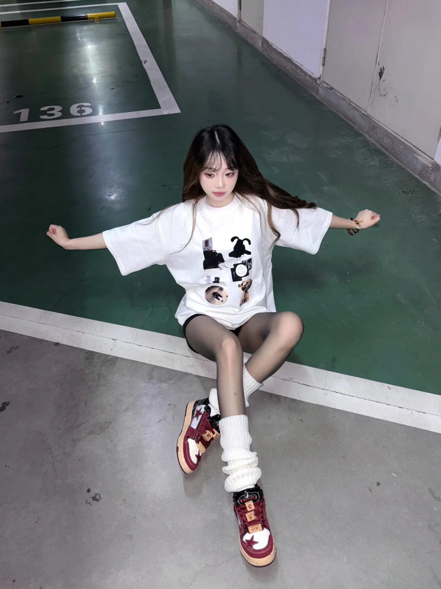 美女不拽 等着被甩。