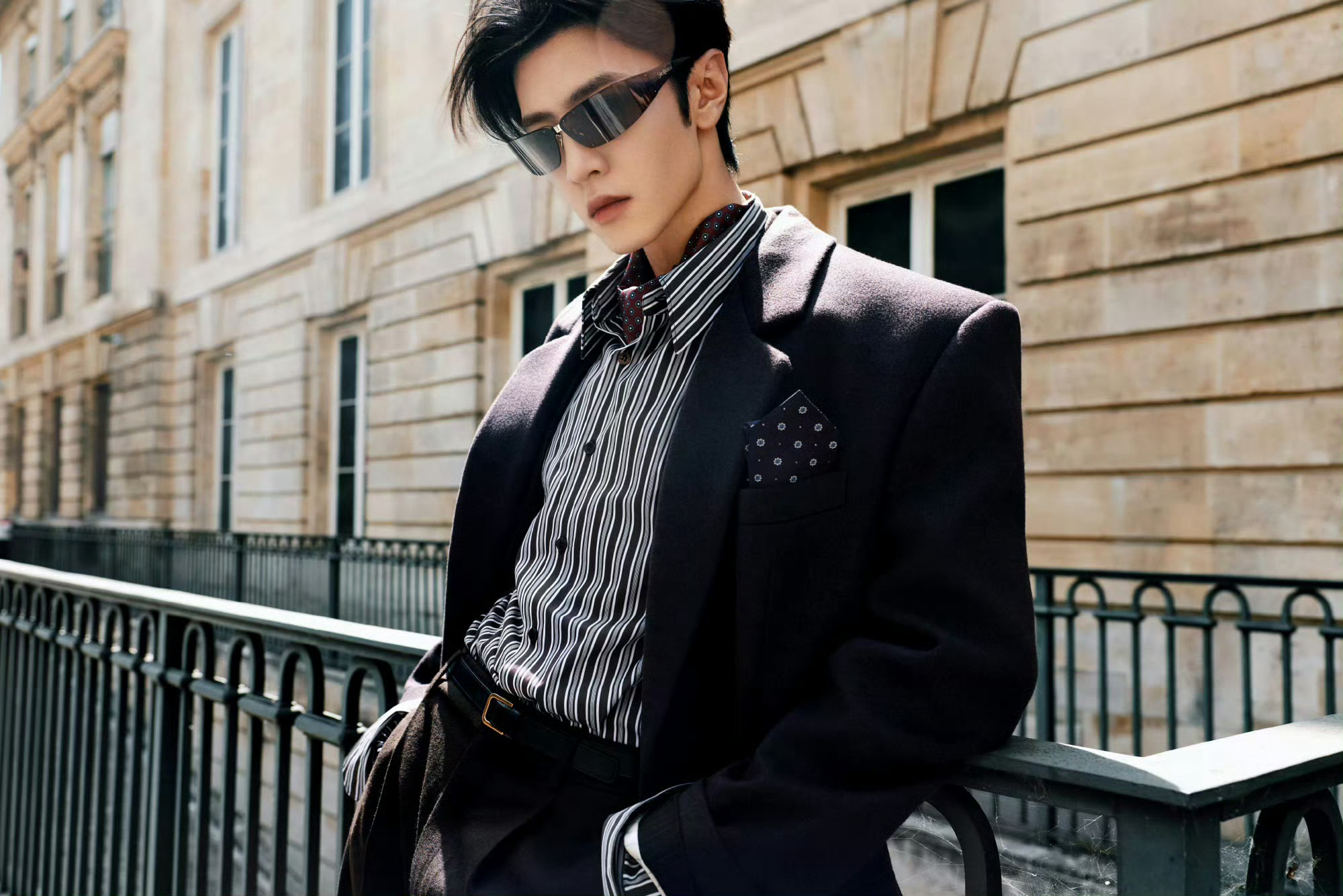 圣罗兰男装秀直击 作为本季唯一受邀亮相 Saint Laurent 2027夏季