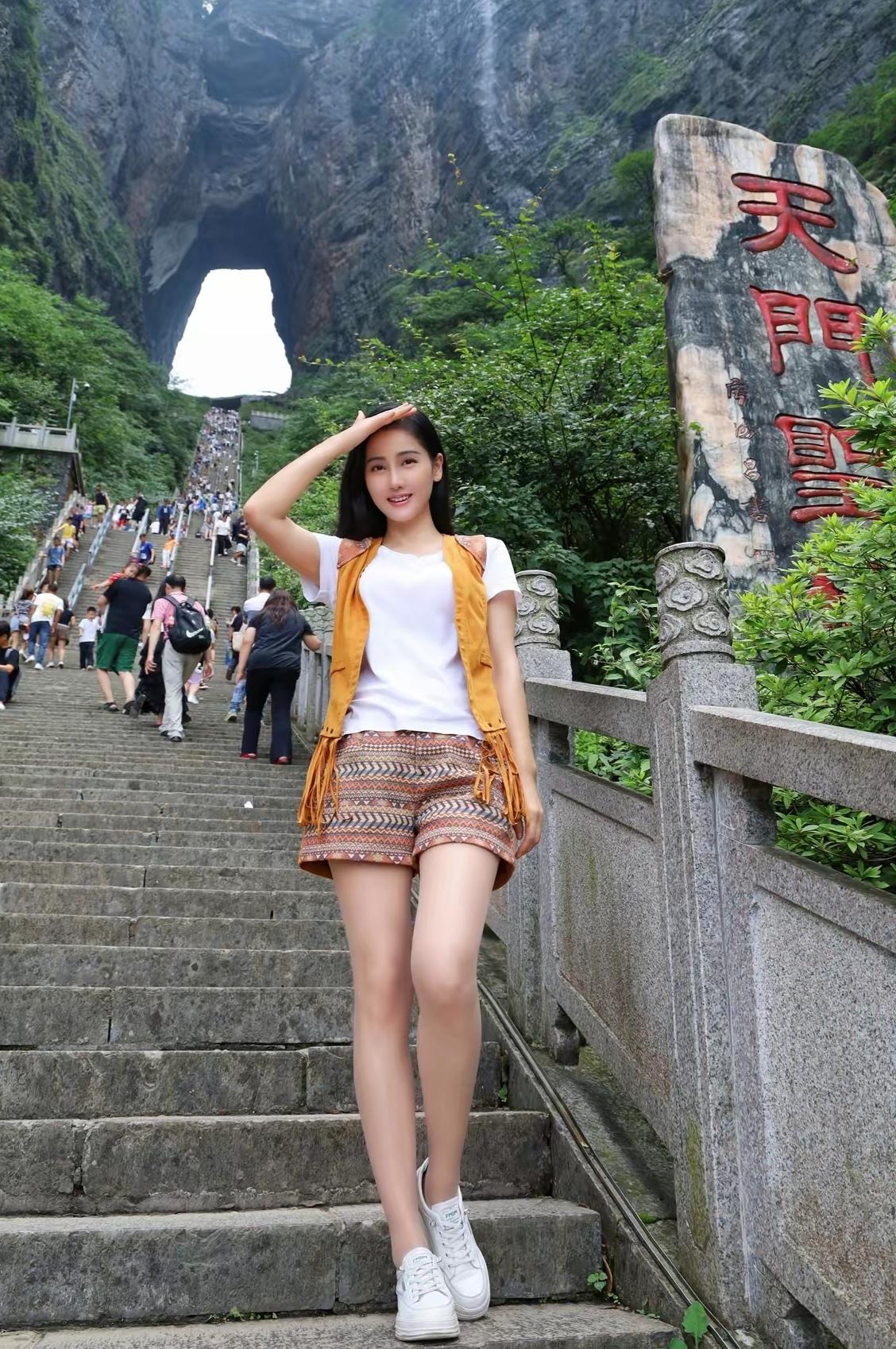 怎会如此美丽动人