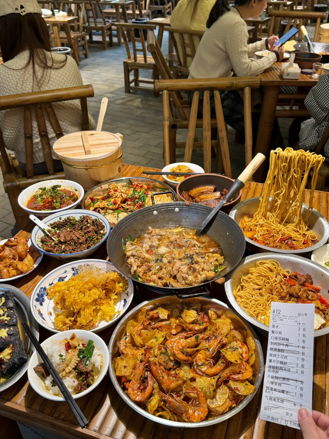 感谢何老师！落地长沙第一顿好吃到晕厥😭😭