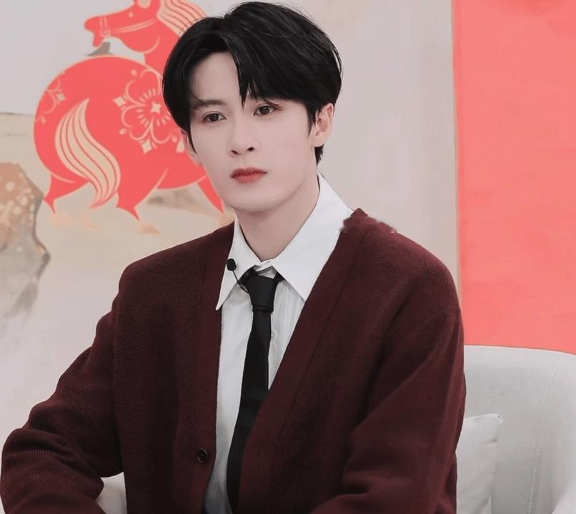 檀健次最新直播状态动图来了！檀健次这也太帅了吧！檀健次直播