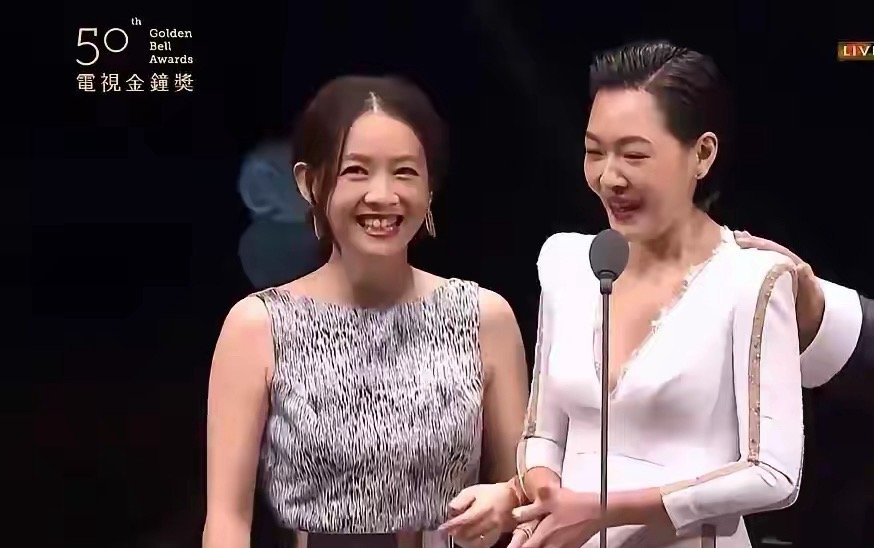 这几天吴宗宪的掀桌、葛思齐的喊话，小S连一点点当初回复包机的气势都没有了，根本不