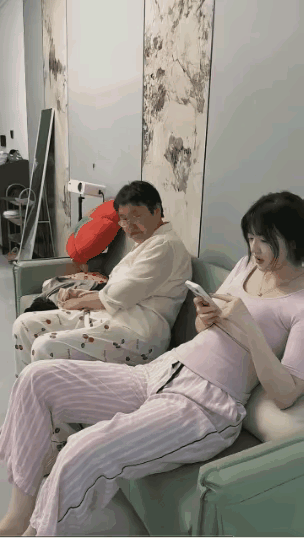 母女两个三观不合