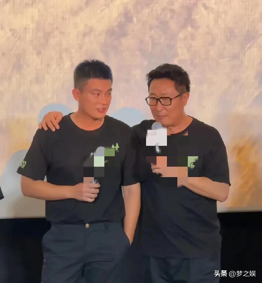 林永健，来给欧豪上课了，让他该出手时就出手，哈哈，看着林老师就想笑，他真的是一位