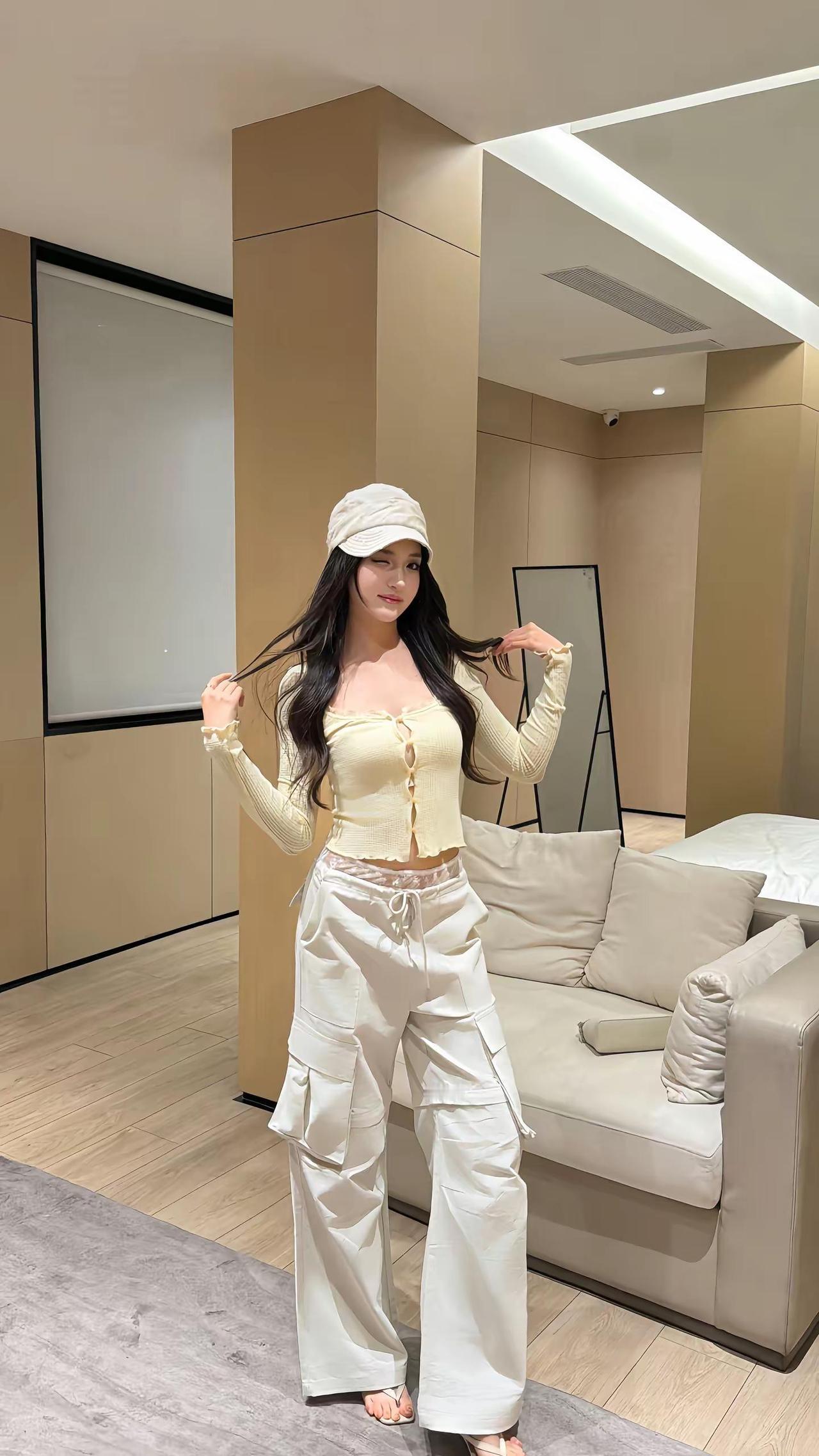 穿的像个美女 是不是真的美女无人在意 这就是穿搭的意义五一穿搭 参加婚礼穿搭