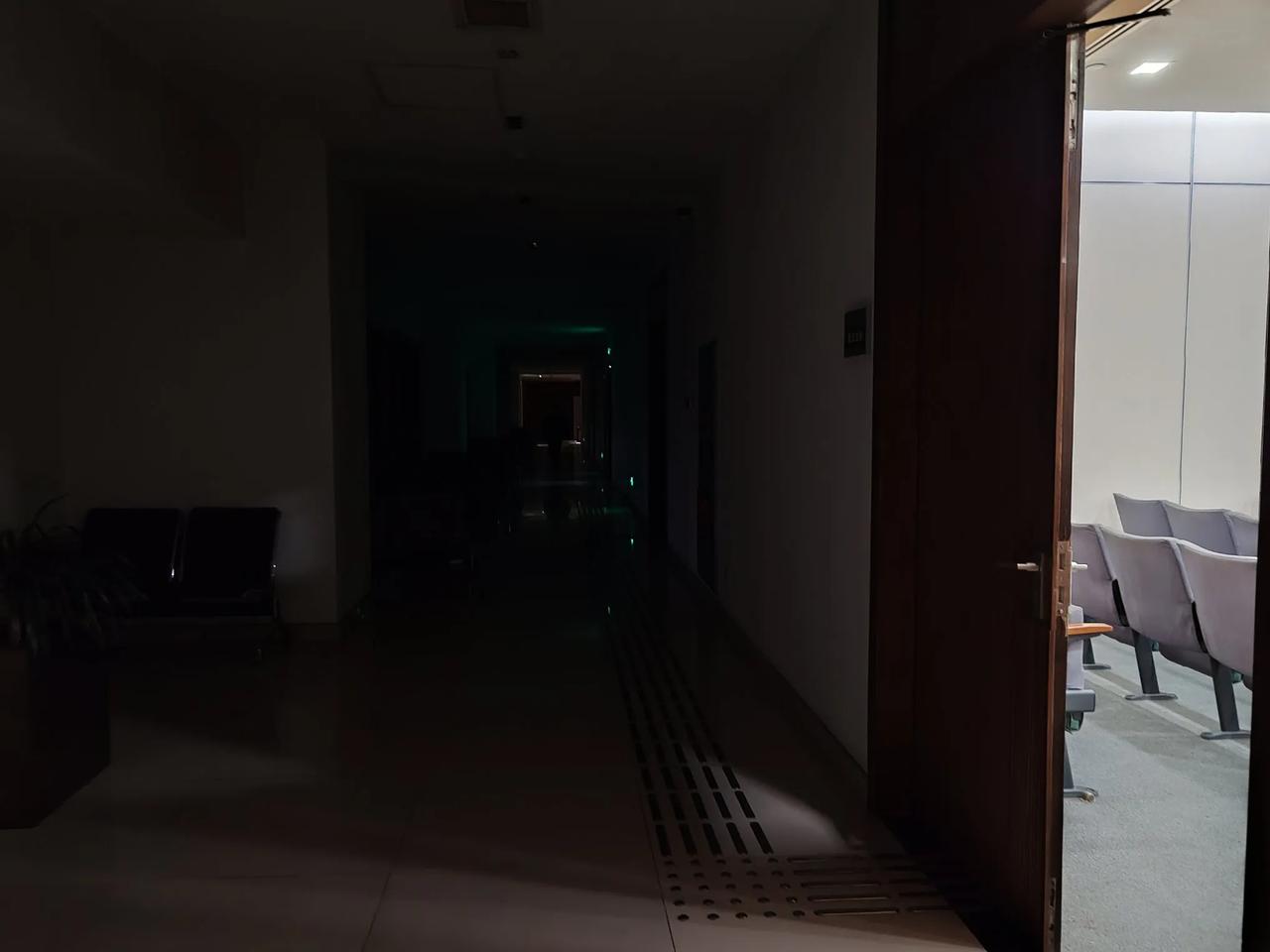 北京高院。最后。我请法官将来一定把本案生效民事判决书公开上网，以保护这个涉案基金
