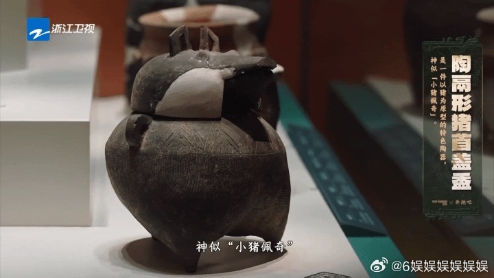 在时代峰峻物料里看到跑男了跑男不如请张真源当策划奔跑吧 你们觉得这种私下留存合照