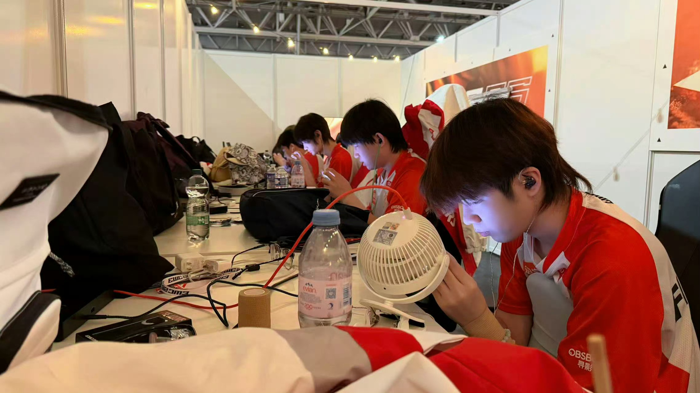 2026和平精英世俱杯 还在认真训练的崽崽们呀！比赛加油！！！ 
