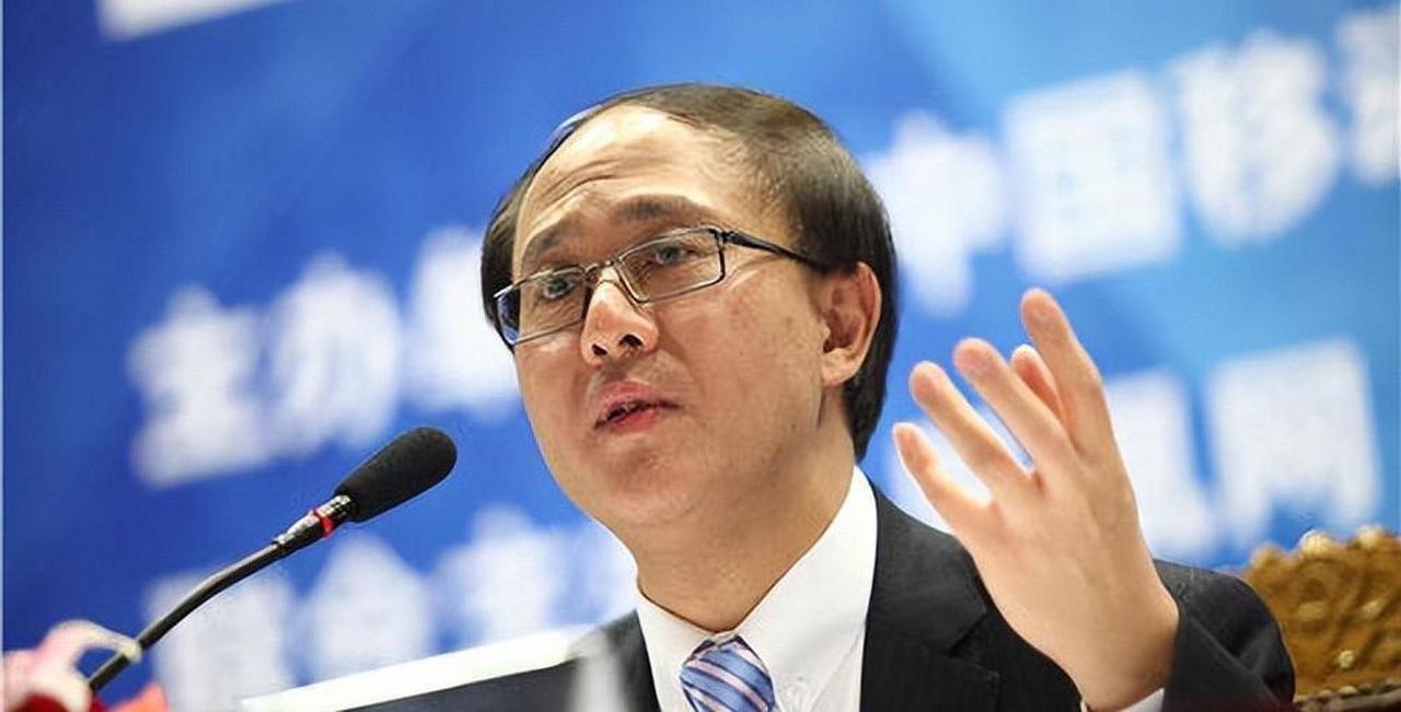 中美“差距”究竟在哪？不在硬件，而在人才模式

邱震海语出惊人：“中国辛辛苦苦在