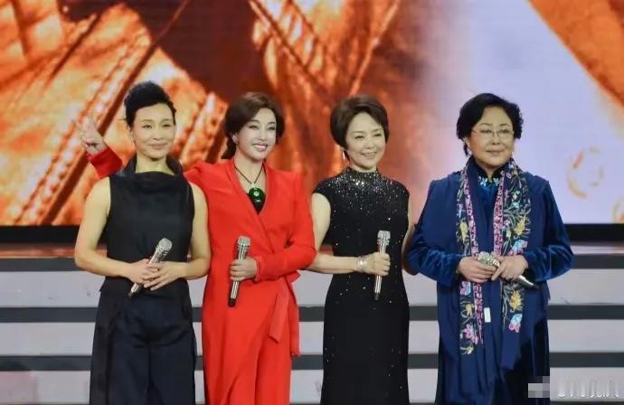 陈冲张瑜刘晓庆潘虹斯琴高娃八十年代“五朵金花”这个说法是怎么来的？有人跟我解释下