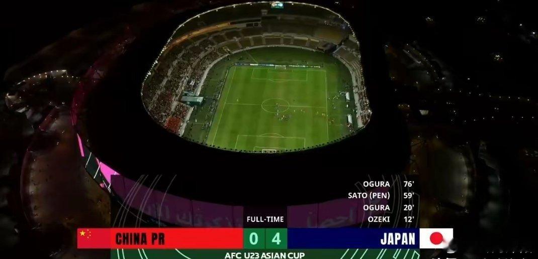 中国足球0比4输给日本队，中国队需要更努力，好好提升球队整体能力，失败是成功之母