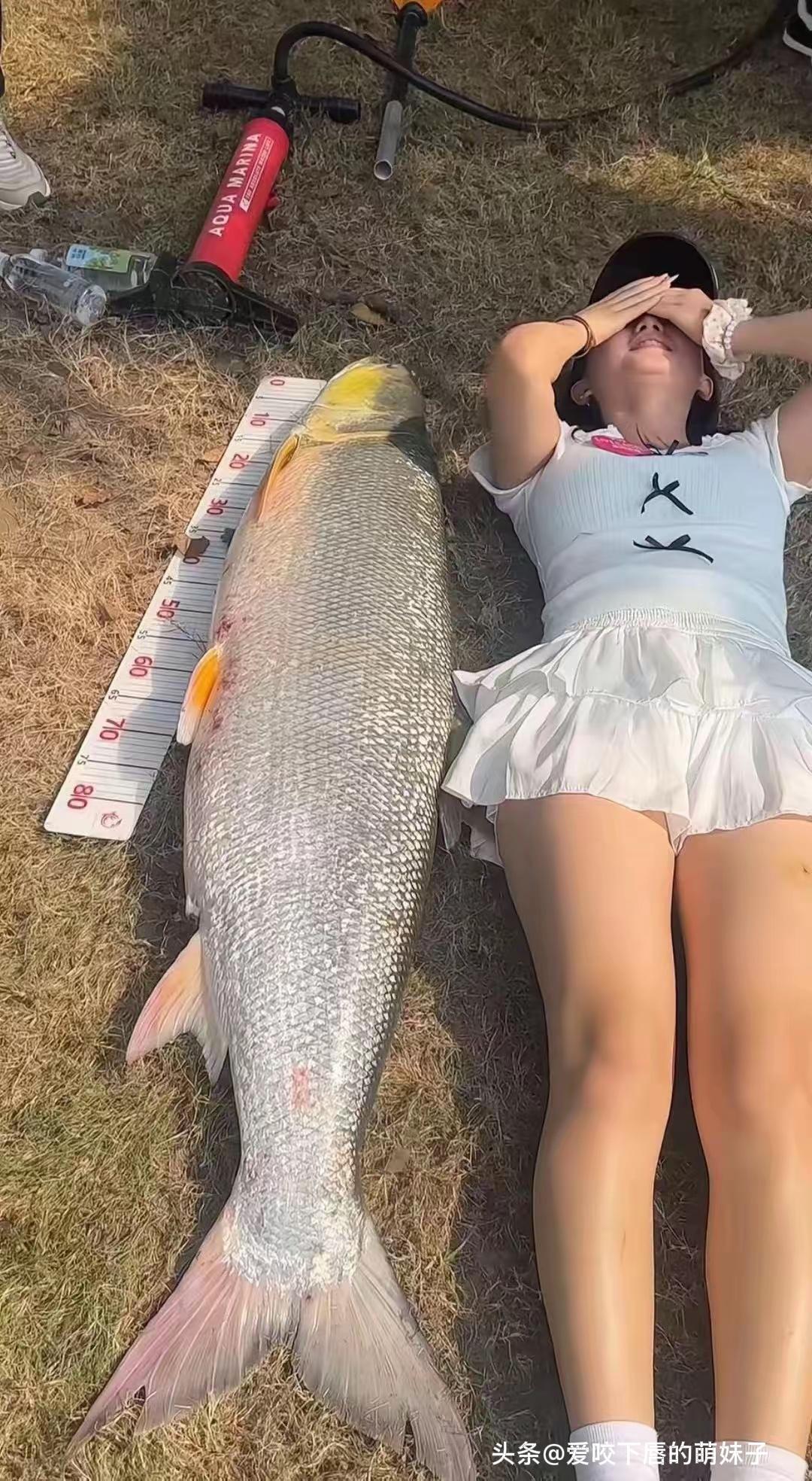 钓了两条大🐠哈哈