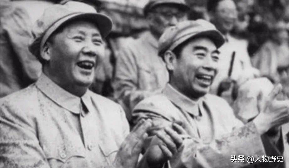 1975年的北京，在中南海与305医院之间，真实的生死时速正无声上演，那是一场关