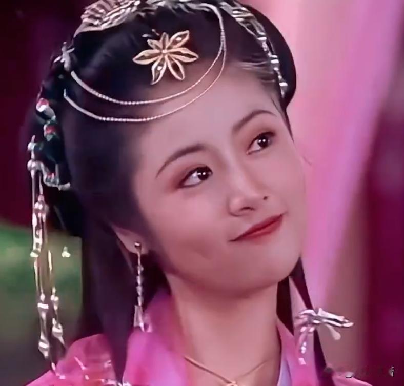 林心如这么活泼可爱，这么看感觉她也可以演小燕子耶