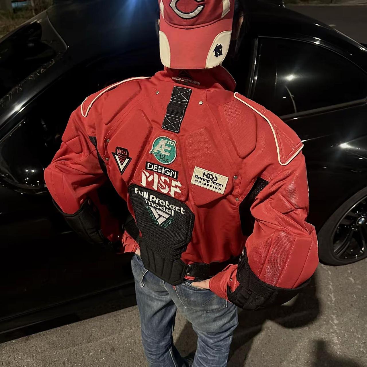 Kiss Racing Team（简称KRT） 是日本90年代至2000年的传奇