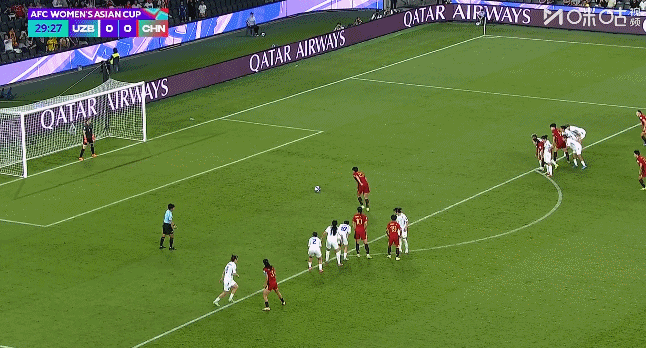 半场11次射门，比分1-0，中国女足领先乌兹别克斯坦！

这是中国女足小组第二场