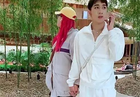 韩美娟这是走正能量主播了？

一句“包因必有果”，爆火网络的时候，谁会想到是现在