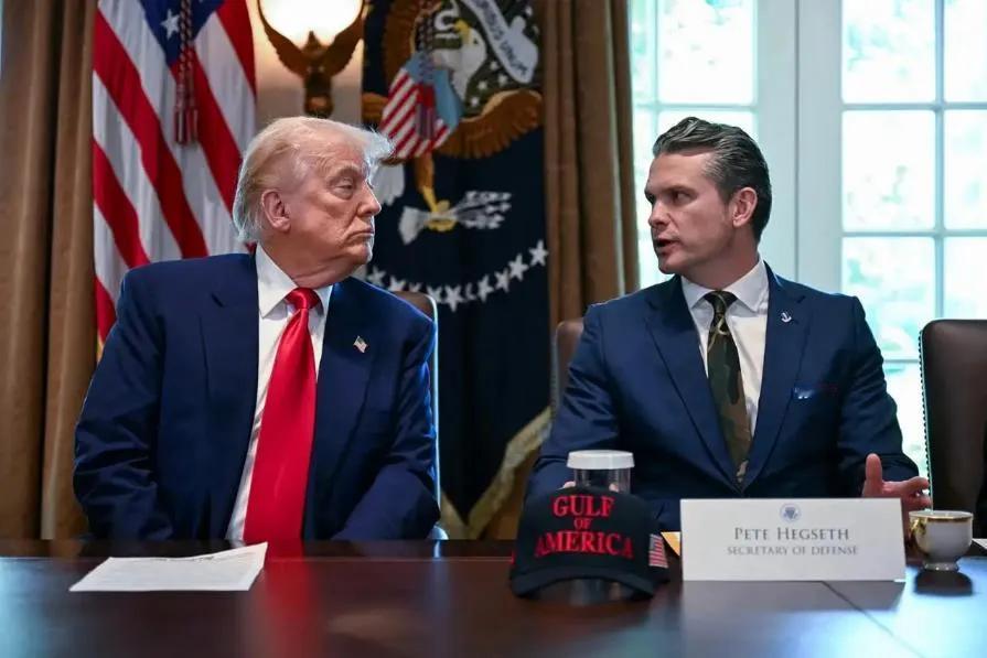 据英国《经济学人》杂志报道，美国政府正在起草一份格陵兰岛协议，希望绕过丹麦，直接