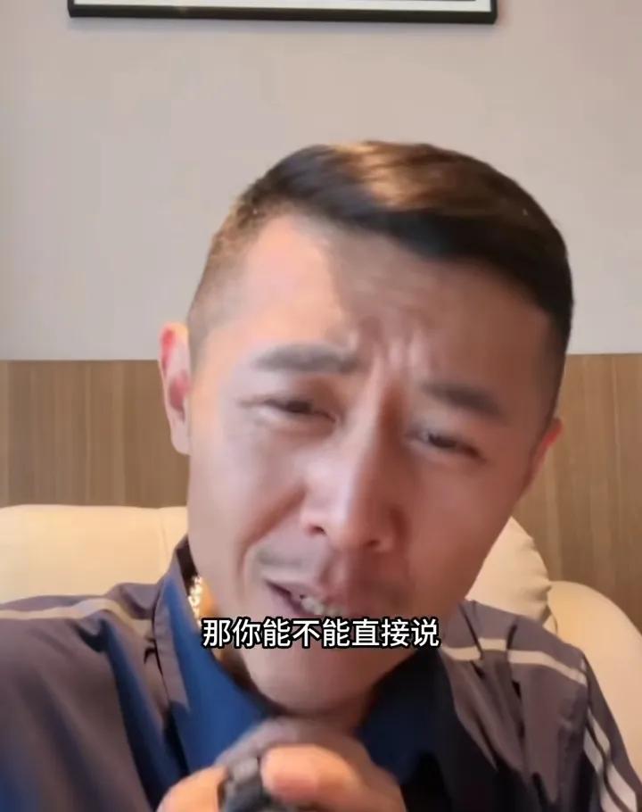 一个女孩子身处异乡，为吃饭发愁，大冰什么都懂，介绍了很多吃饭，洗碗妙招，一次直播