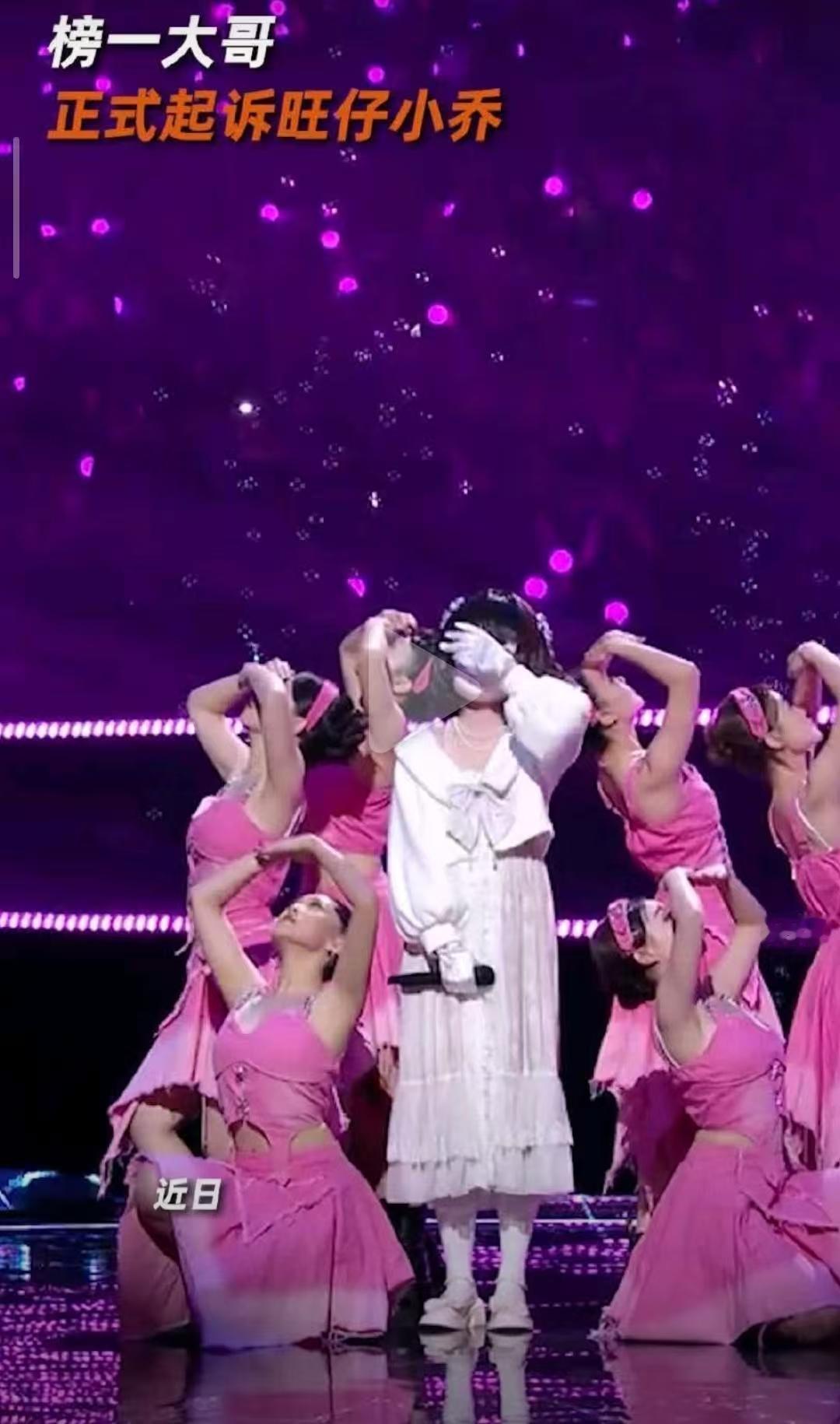 榜一大哥突然甩出王炸！
真的没有想到
刷了80万的他居然还能有
起诉要回钱的操作