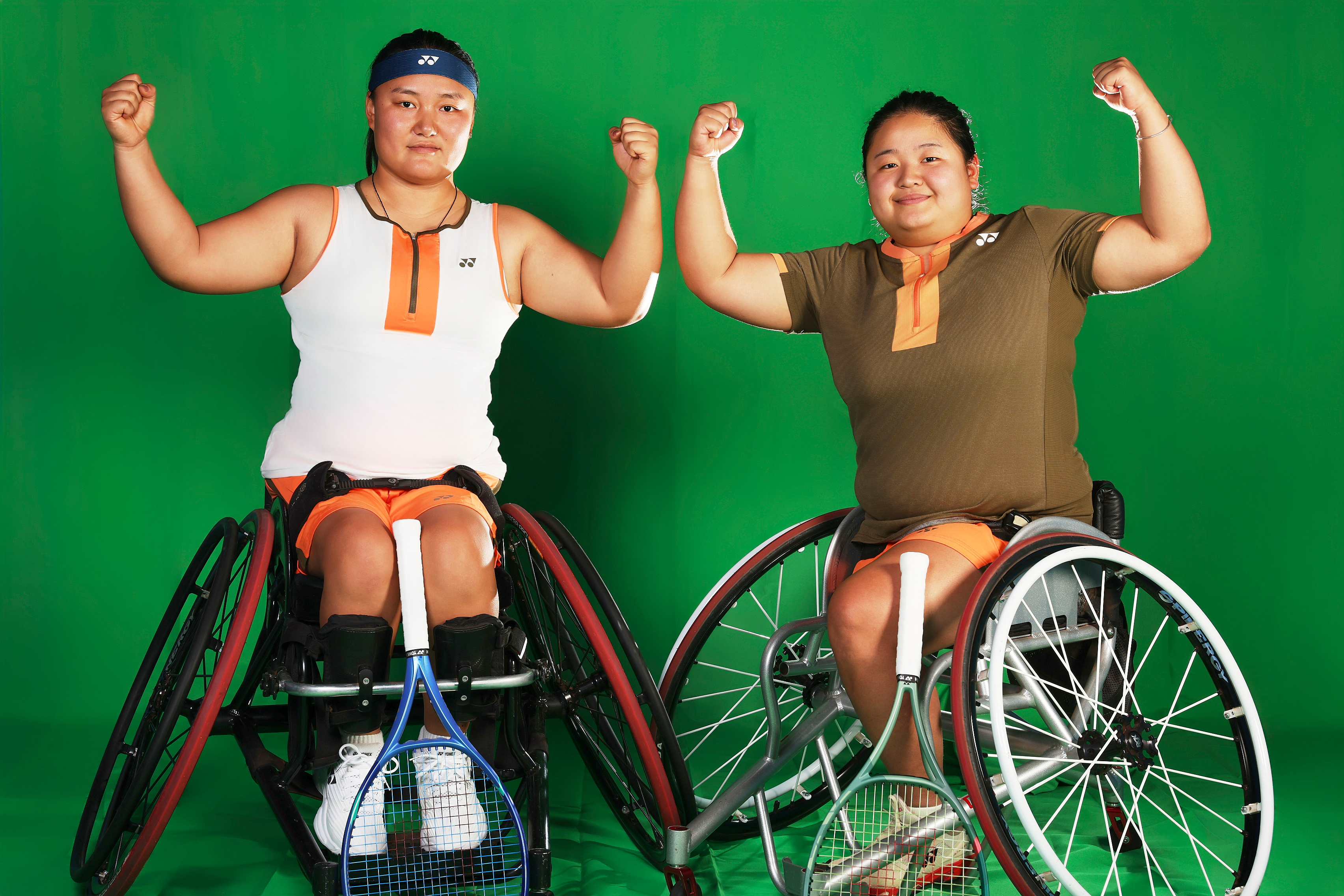 中国轮椅网球力量！中国轮椅网球运动员李晓辉和王紫莹霸气同框！又飒又美！摄影：记者