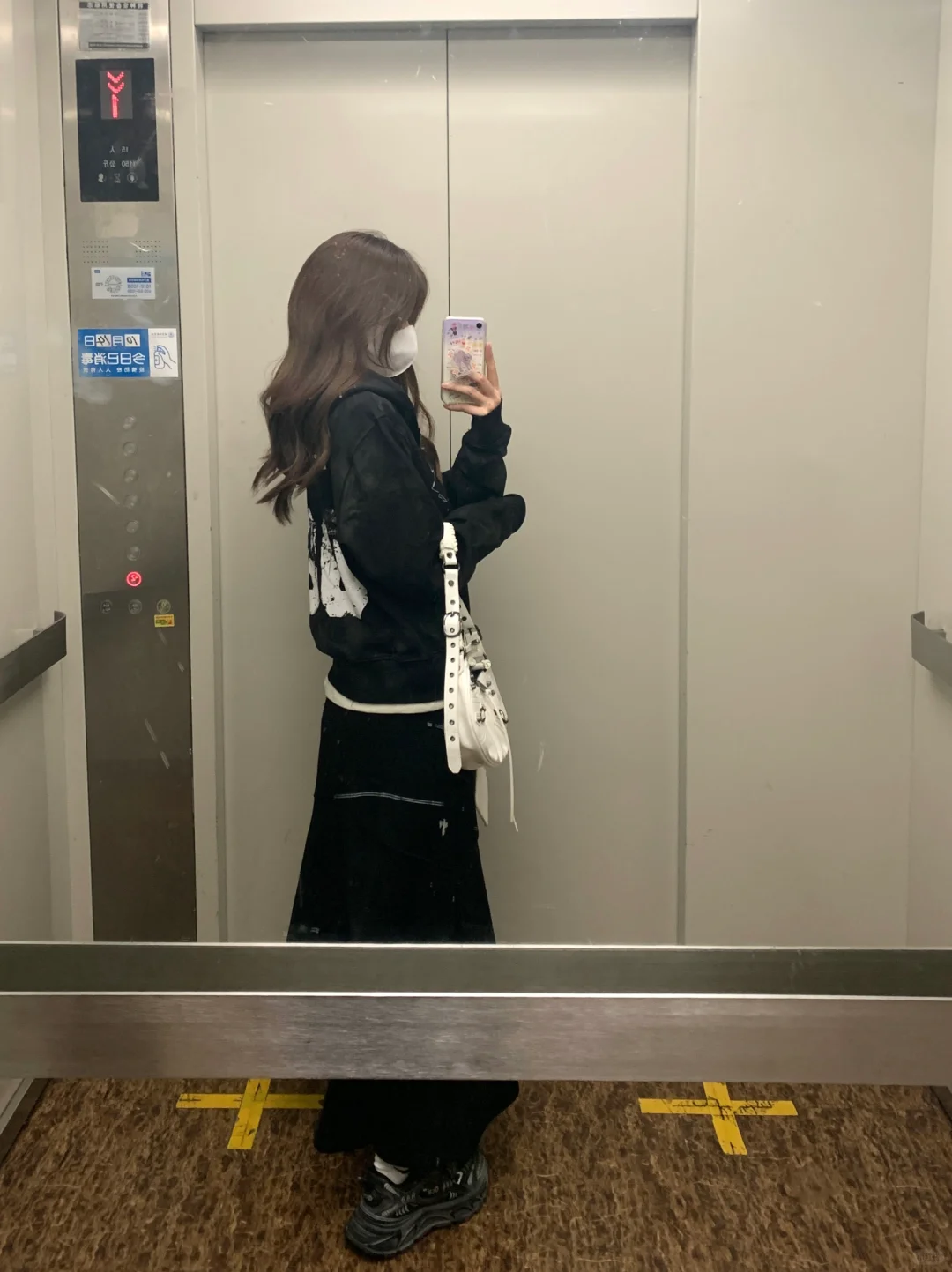 上学了｜all black 有点特别卫衣➕鱼尾长裙