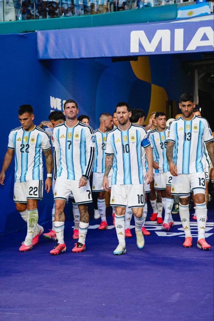 阿根廷球迷俱乐部  阿根廷国家队 🇦🇷 | 将在对阵瑞士 🇨🇭 的比赛中