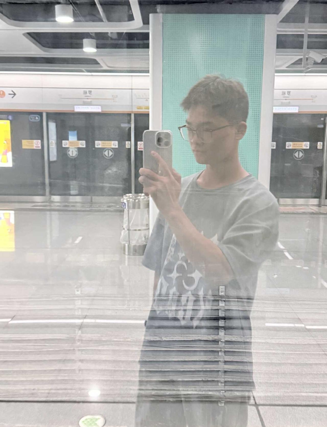 听障 深圳
地铁 交个朋友