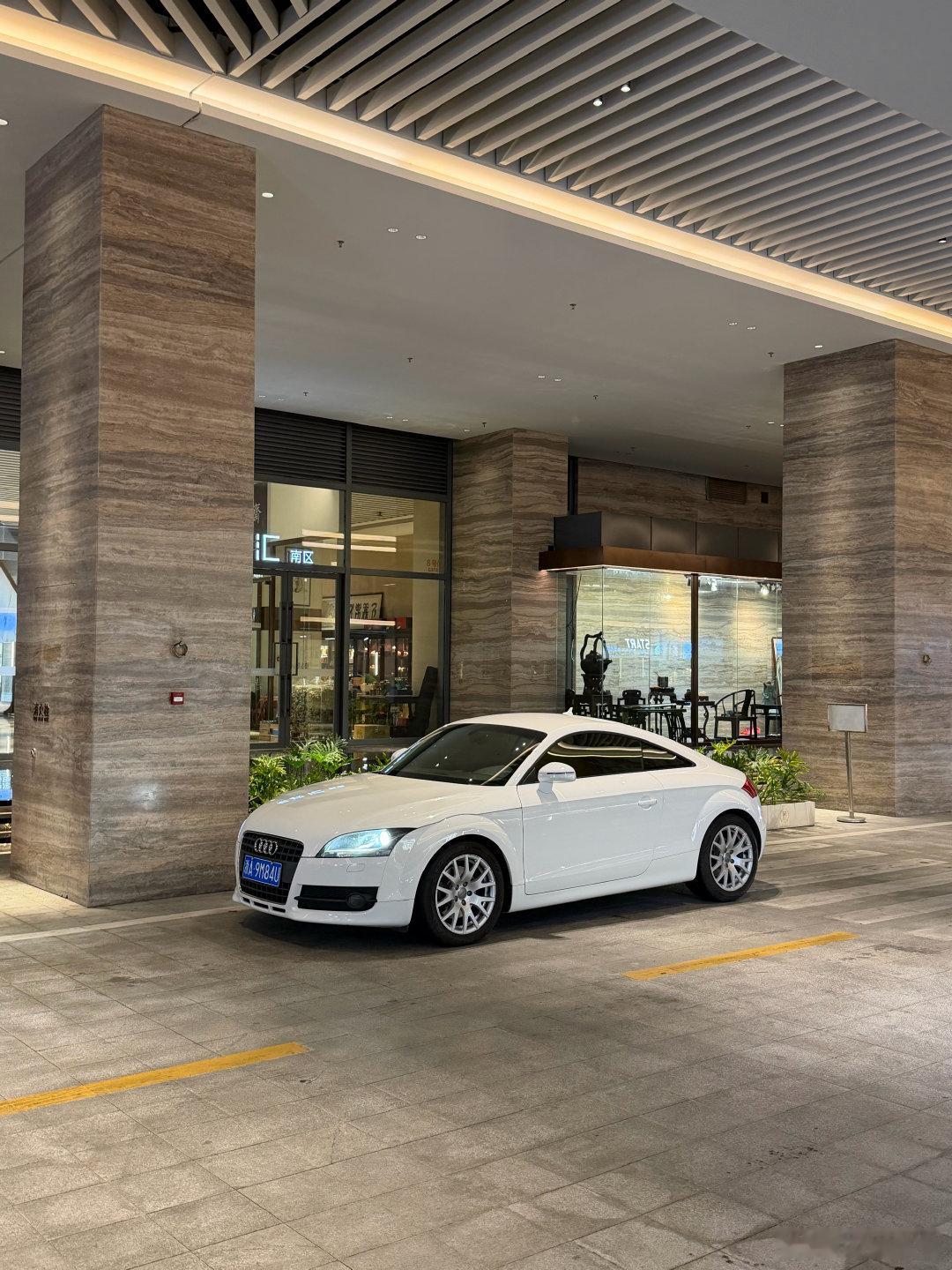 今天与它的相处很愉快，我心目中的同期BBA小跑车最佳 