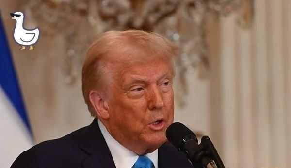 中国这边刚放出风声，说要是敢运武器就直接扣人扣船，美国那边的戏精表演立马就开始了