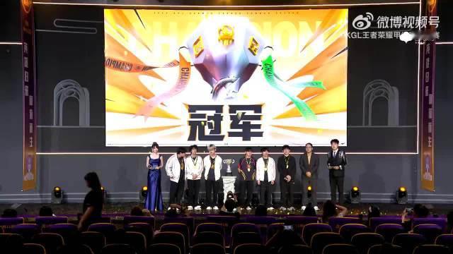 #情久重返KPL#
情久重返KPL了呀，真的期待啊 ​