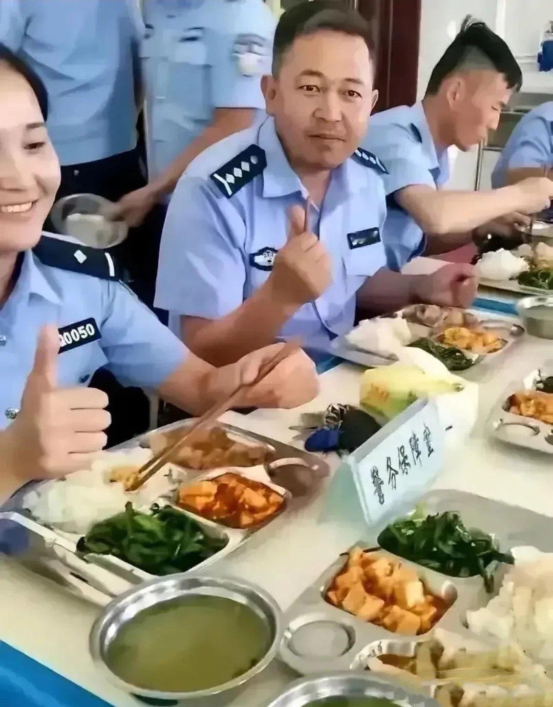 这两种到底有什么区别？ ​​​