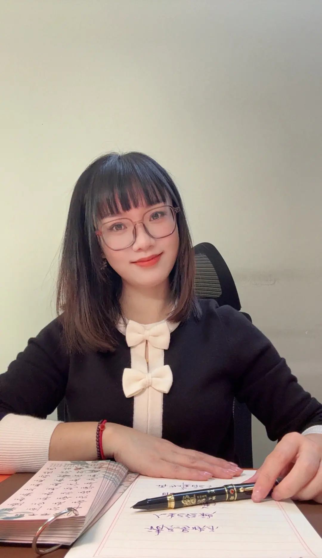 人生最好的作品就是自己，即使无人欣赏，也要独自绽放