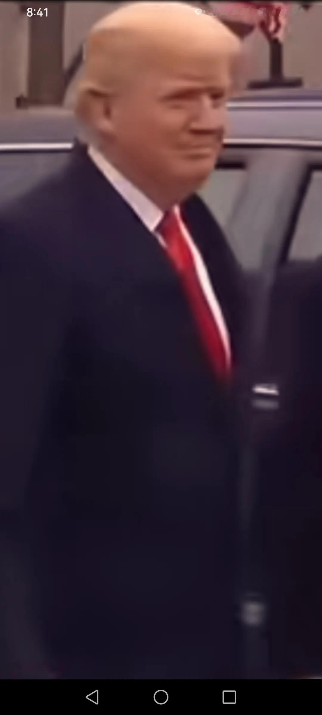 一个身价亿万的富豪，年龄那么大，为什么还要赌上命，也要竞选总统呢？
:我钦佩川普