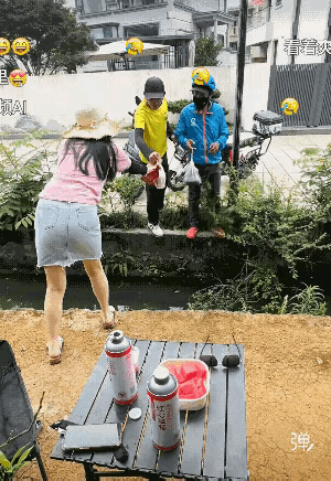 黄，蓝骑士之间的恩怨不好化解啊！共同下水也许就是唯一的办法了！