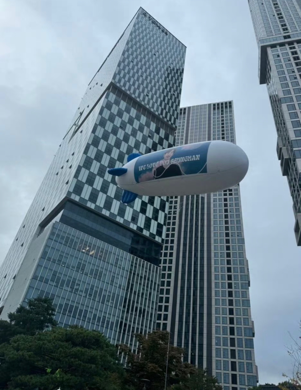 李羲承退团，商量想学着洪承汉粉丝弄飞艇维权的海外粉丝恩静 