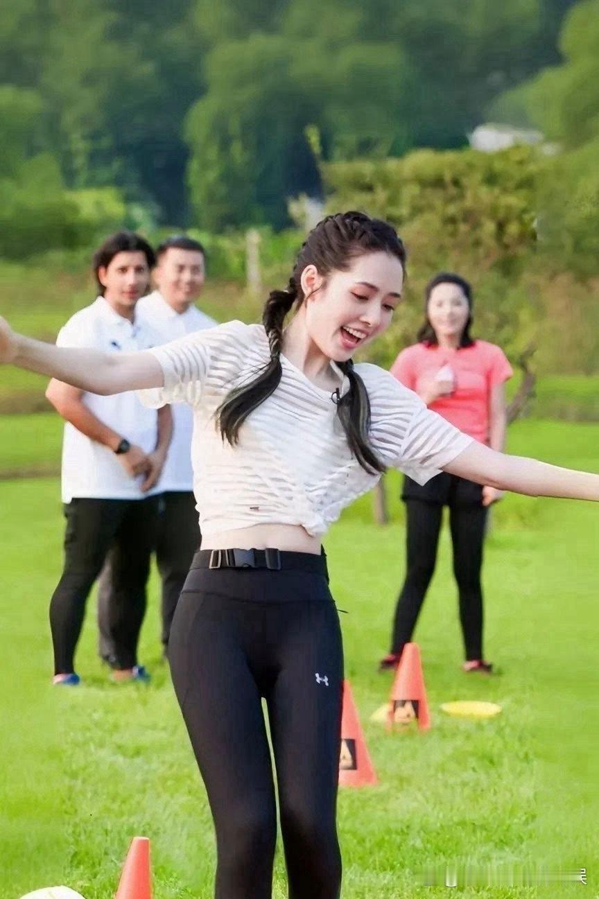 郭碧婷真美呀！ 