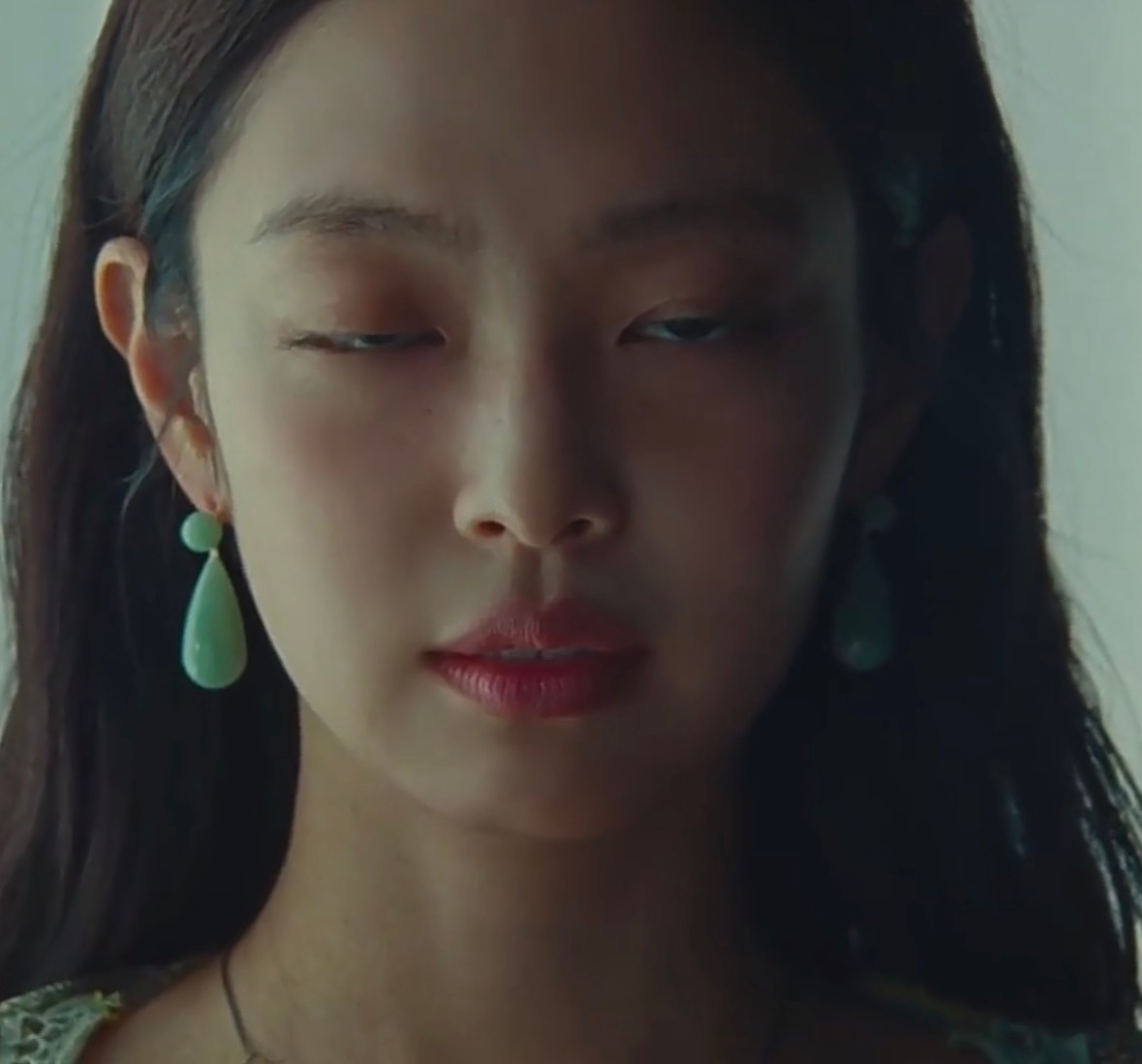 Jennie 新歌听完观后感： 