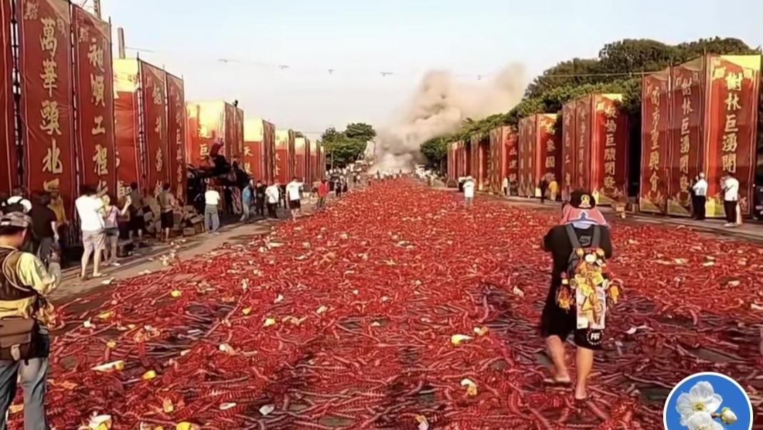 万事要有度

我们中国自古都有燃放烟花爆竹的习惯，特别是遇到重大节日，或者是盛大