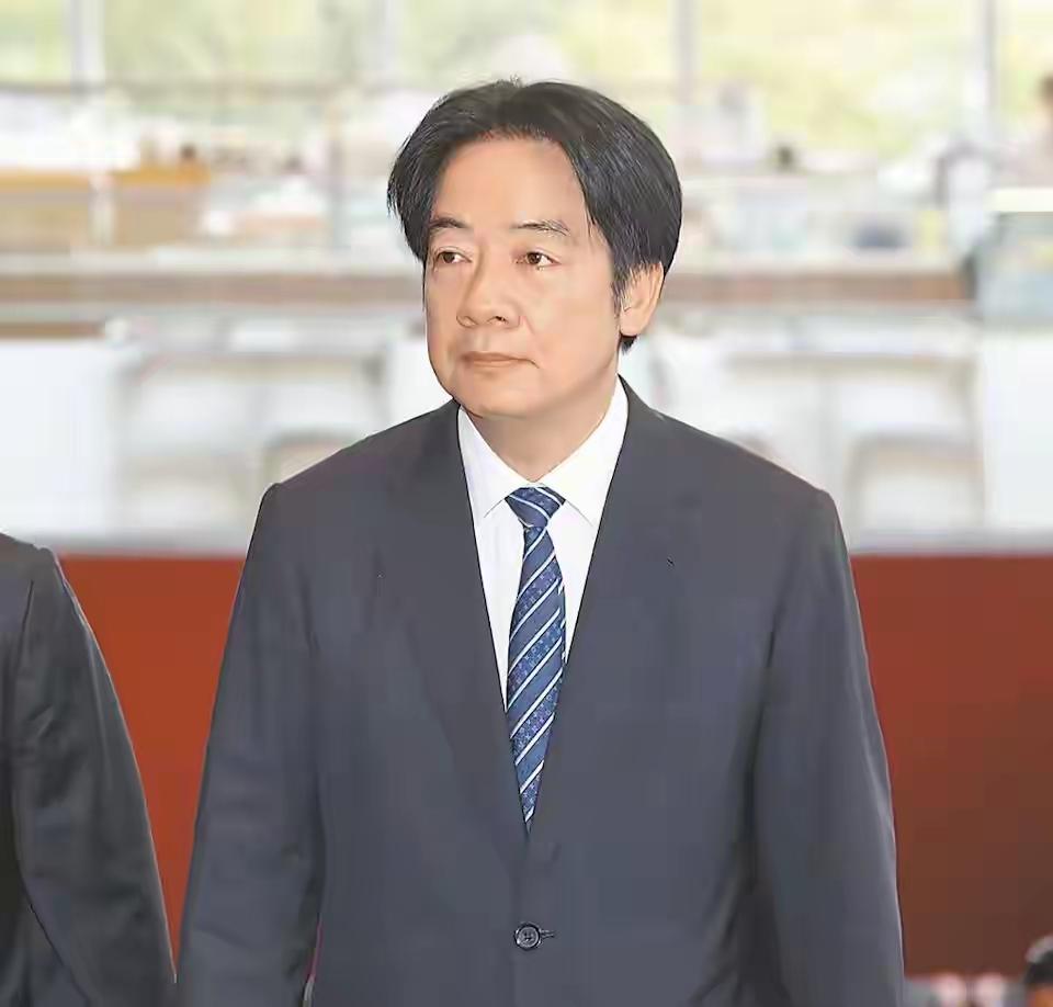 台民意机构蓝白党团联合宣布弹劾提案，这消息一出，瞬间炸开了锅。有人说，这是政治的