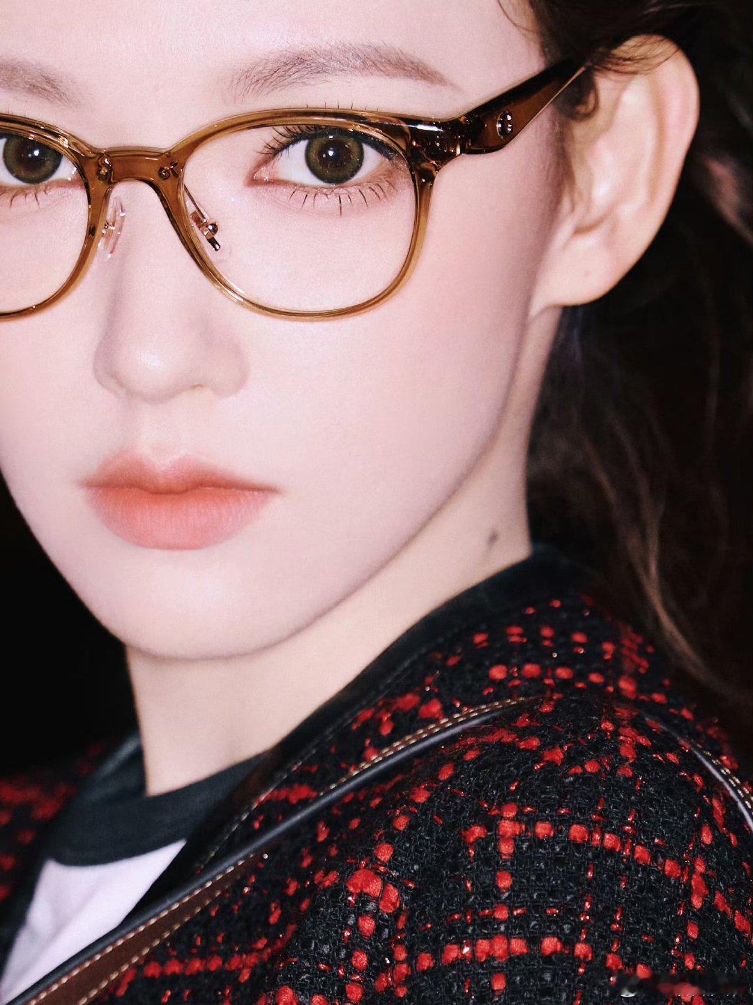 程潇怼脸直播太权威了不吹不黑，程潇的脸真的很权威，怼脸直播直接证明什么是原生高颜