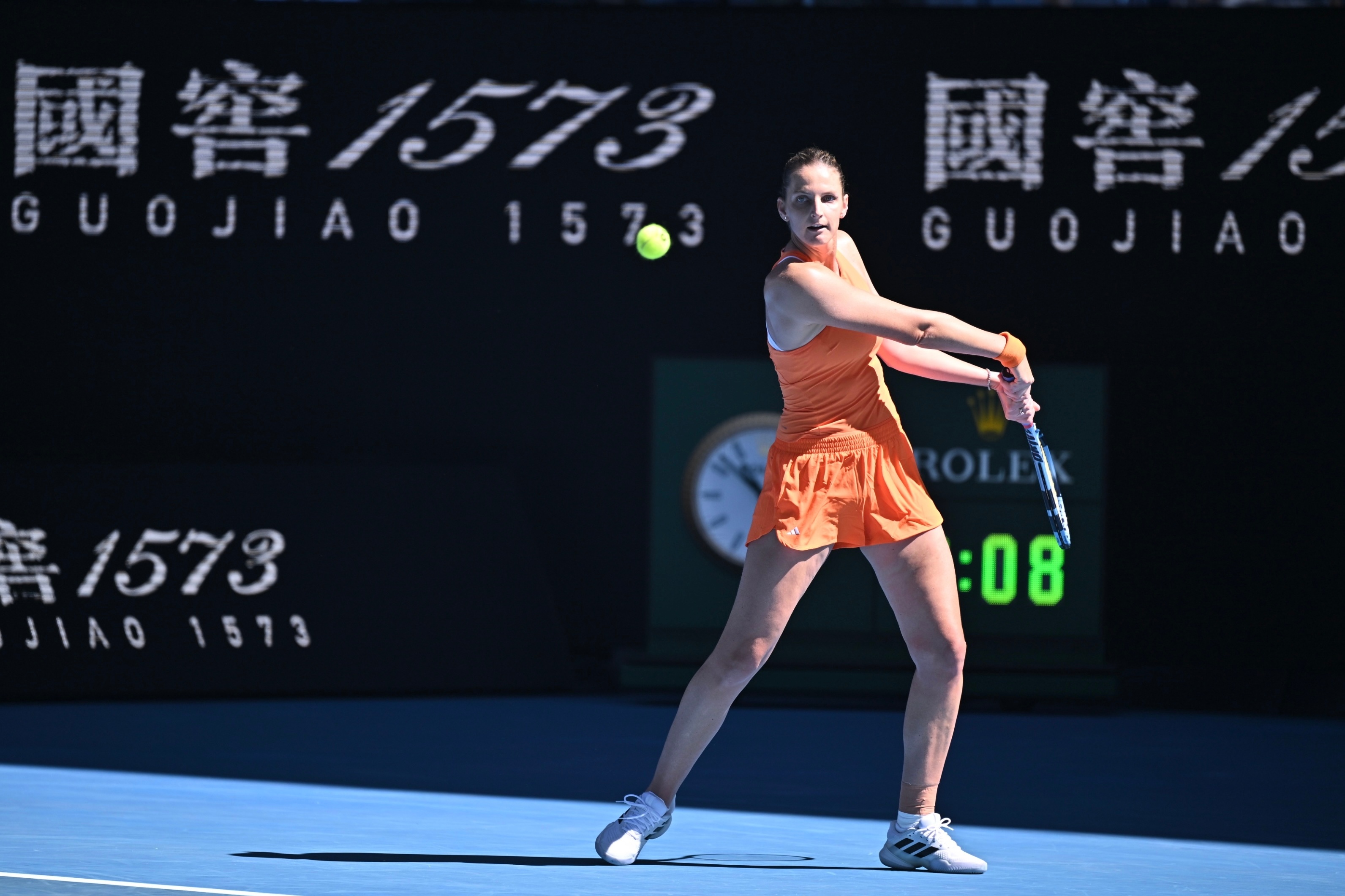 这很澳网 卫冕冠军凯斯以6-3/6-3击败前世界第一卡·普利斯科娃，晋级16强将