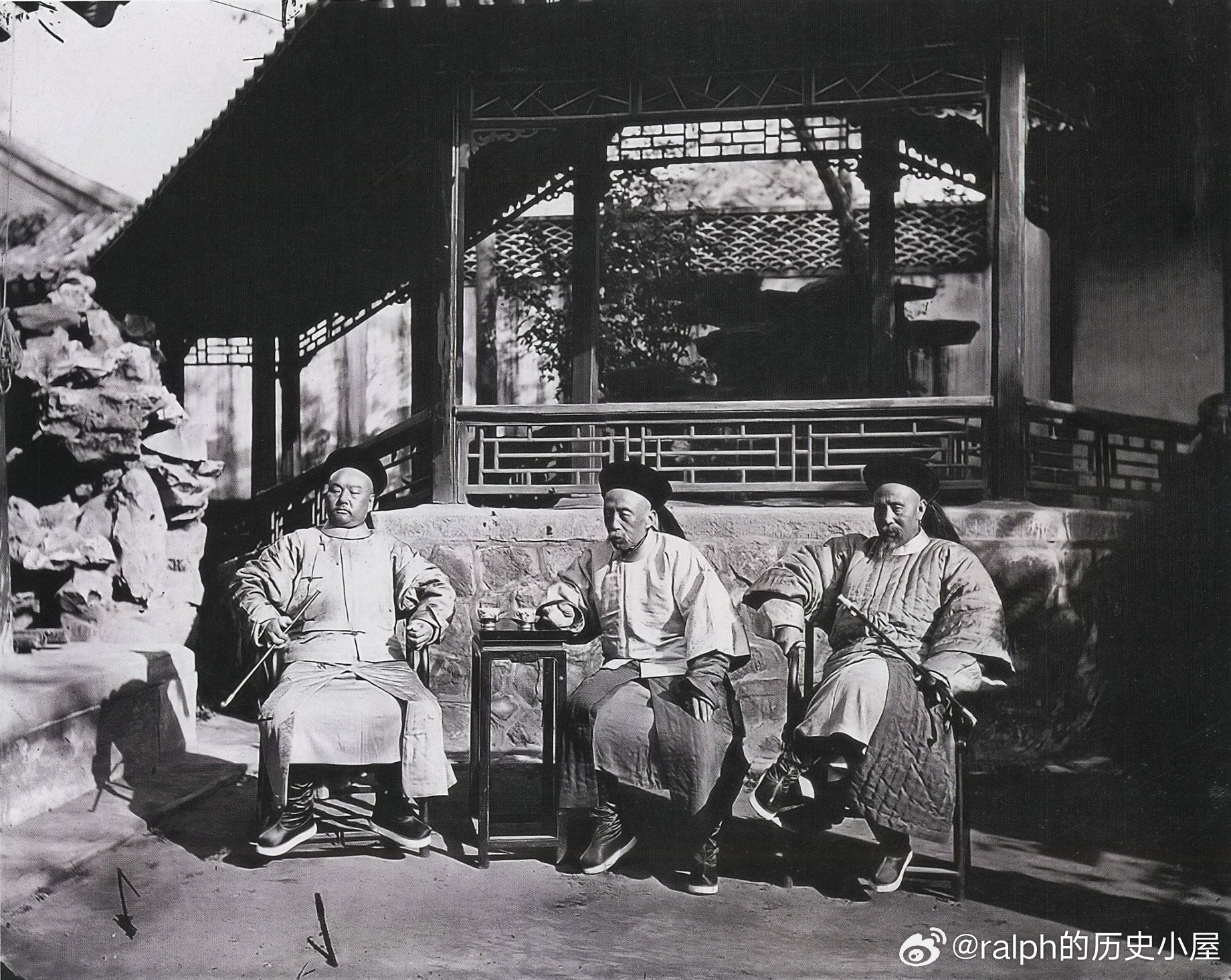 1871-1872年总理衙门三位满大臣，左起成林、宝鋆和文祥历史影像