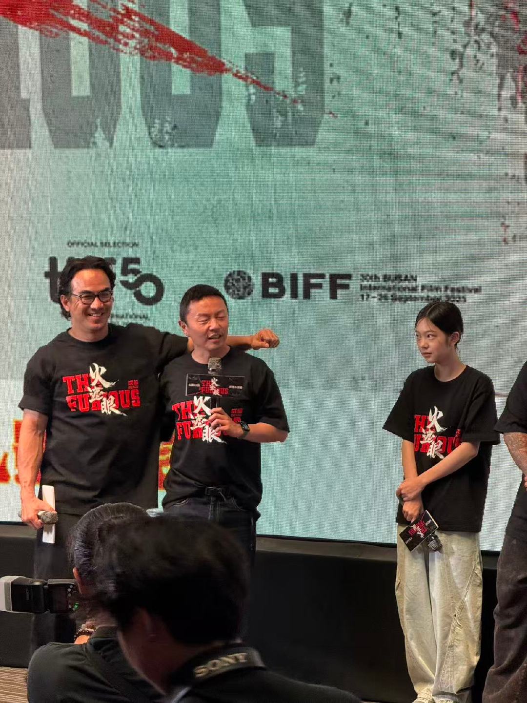 杨恩又回应观众质疑 有人觉得王雨晴太冲动，那你说一个更对的做法？没有对不对，只有