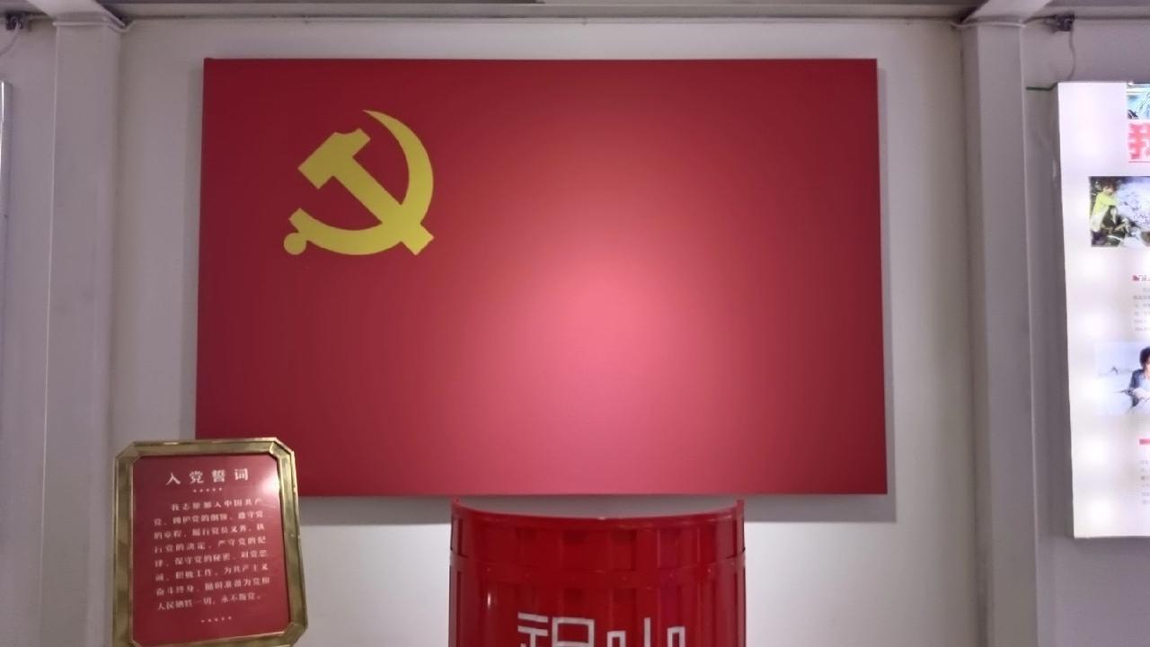 8月中国财政收入增速由正转负，地方化债有望加快。9月15日，财政部公布了最新财政