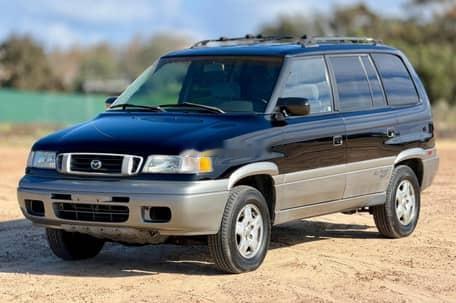 马自达四驱MPV，搭载了3.0V6汽油机，155马力通过4AT传递到四个轱辘，卖