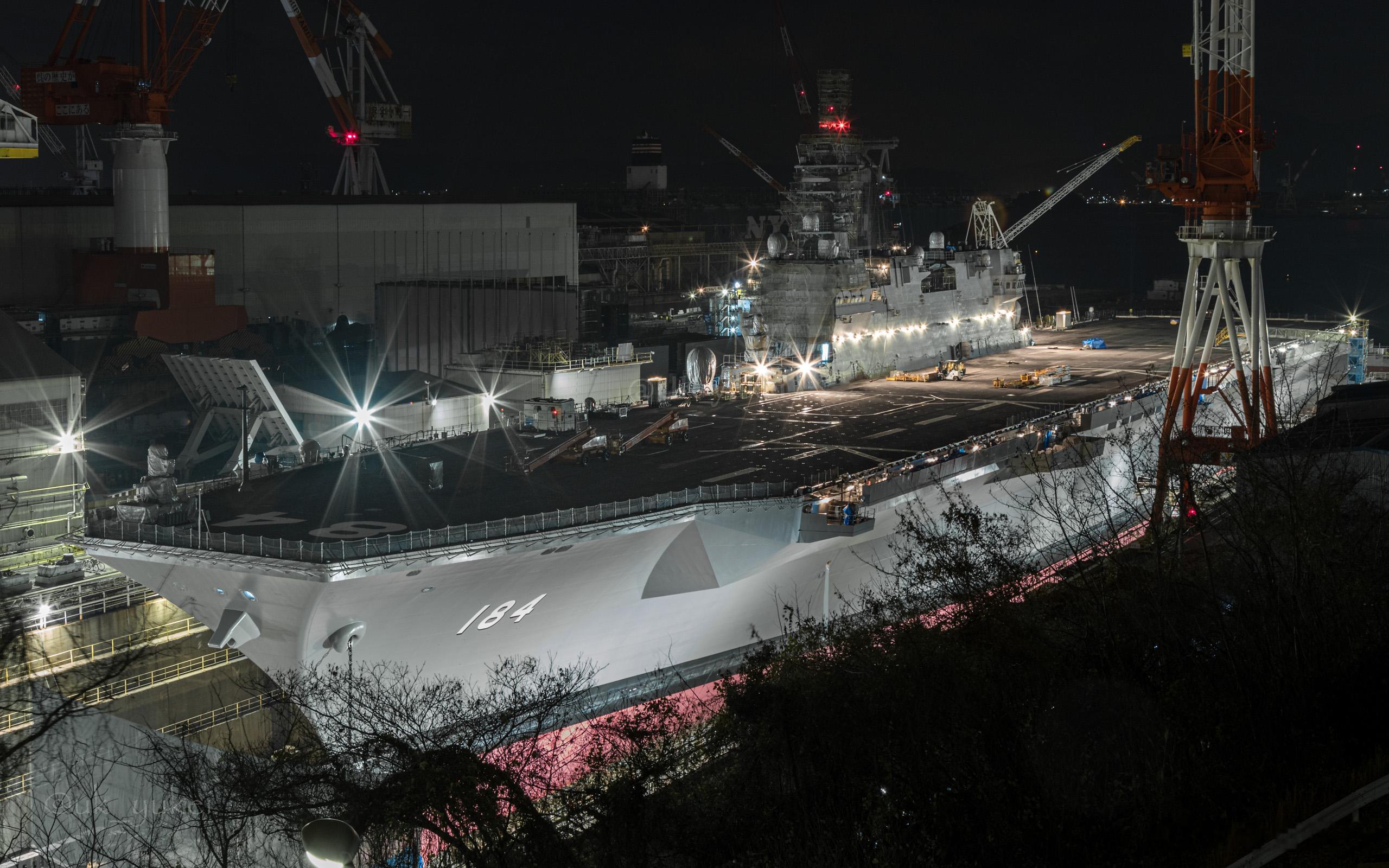 加贺舰夜景#武器装备[超话]##海军[超话]# ​​​