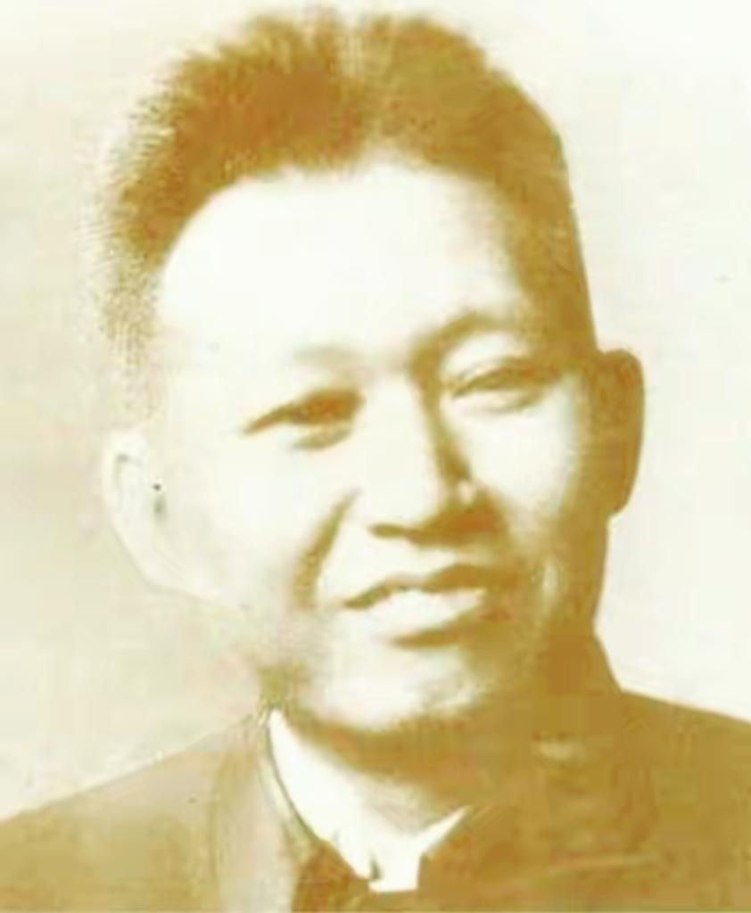 遵义会议上最瞧不起毛泽东的中央委员，后来坚决支持毛主席！



 
1935年1