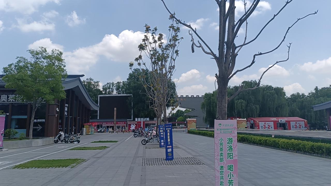 话是三天前喊的，水是今天跳的。
三天前：保护中小投资者。
什么情境下需要保护？随